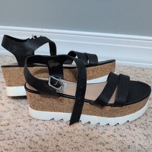 Steve Madden Black and Brown Platform Shoes with Adjustable Straps